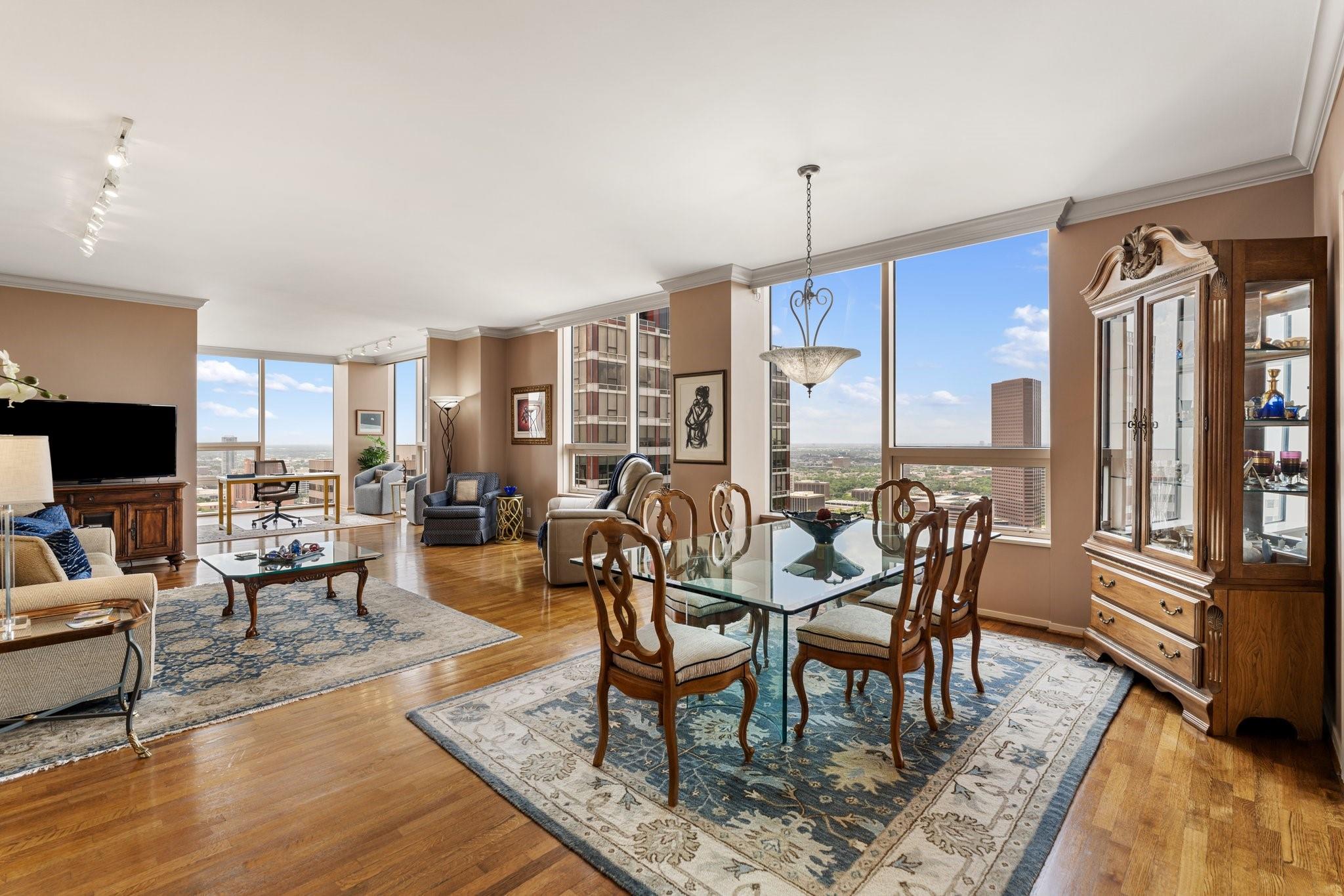 5100 San Felipe Street # 353