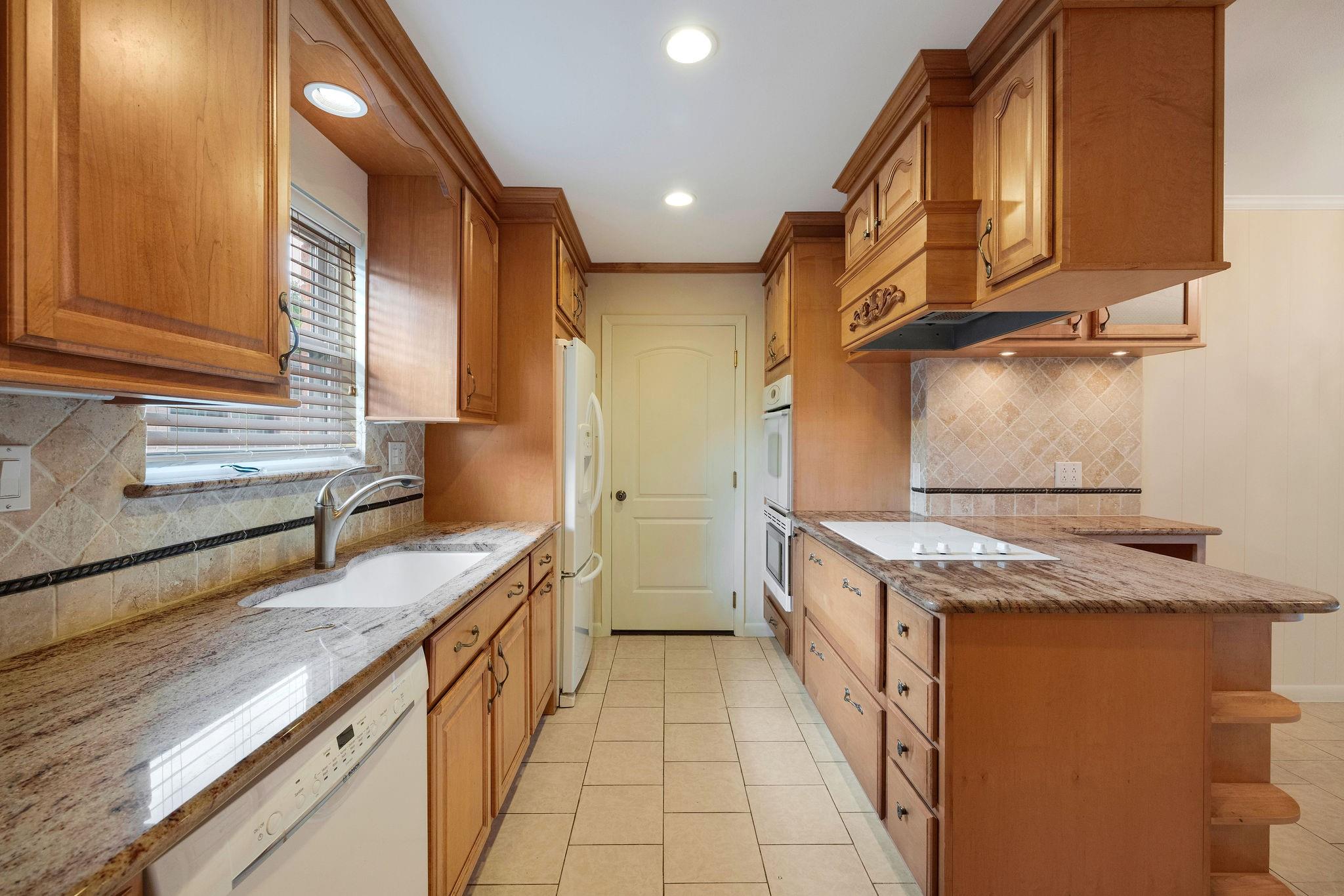 9646 Fairdale Lane