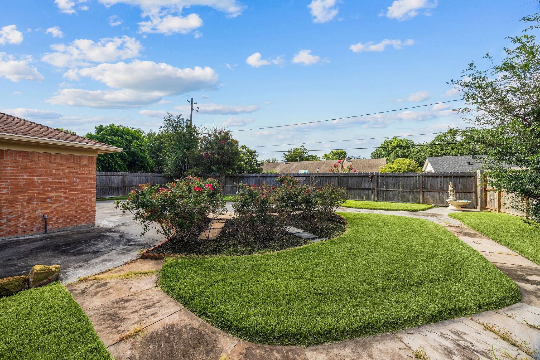 9646 Fairdale Lane
