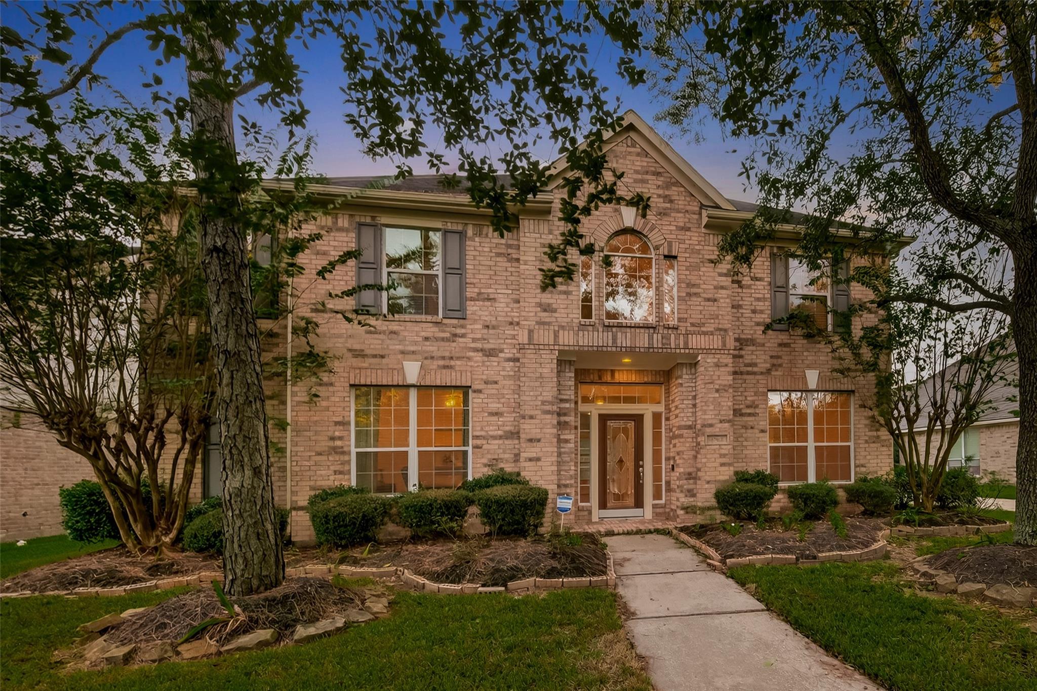 4802 N Pine Brook Way