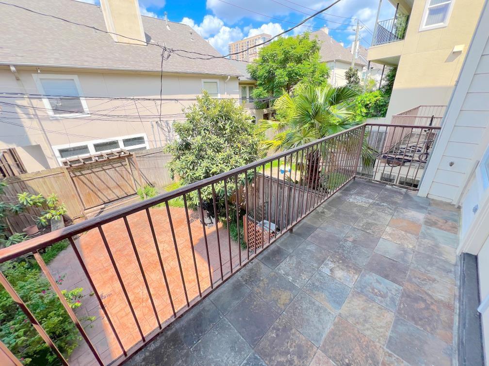 1818 W Bell Street # B