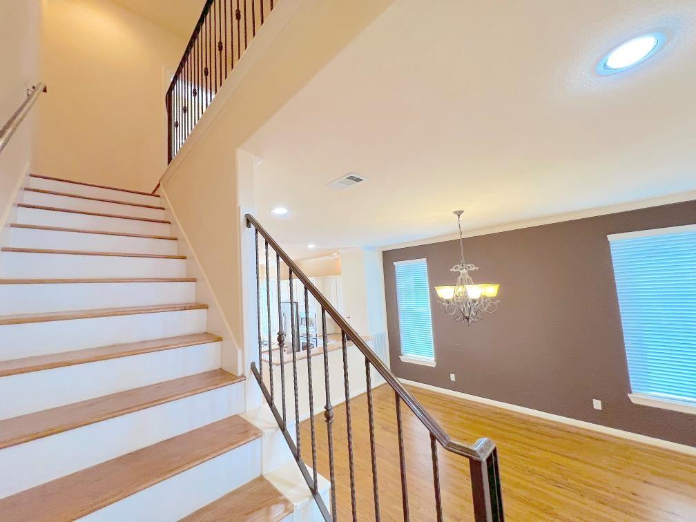 1818 W Bell Street # B