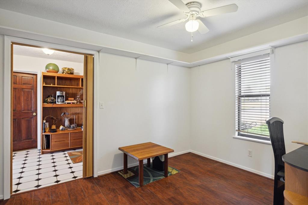 383 Emerald Lane