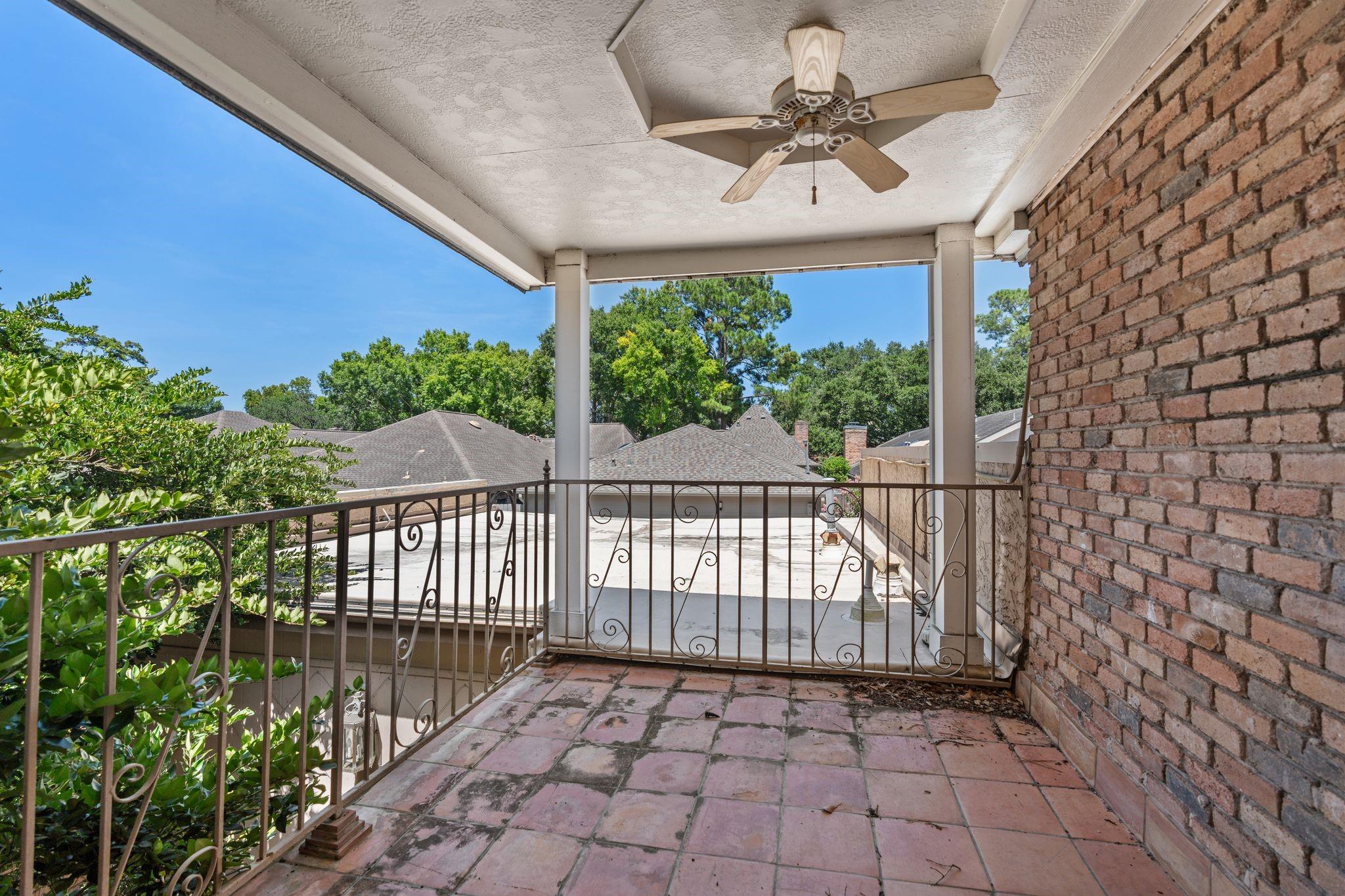 9458 Briar Forest Drive