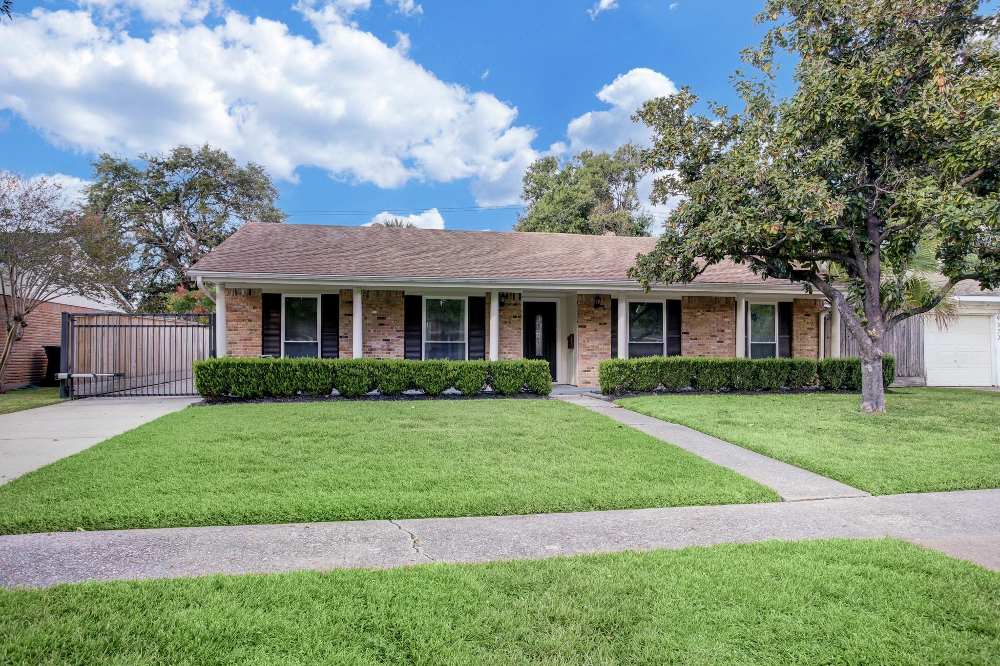 9326 Meadowcroft Drive