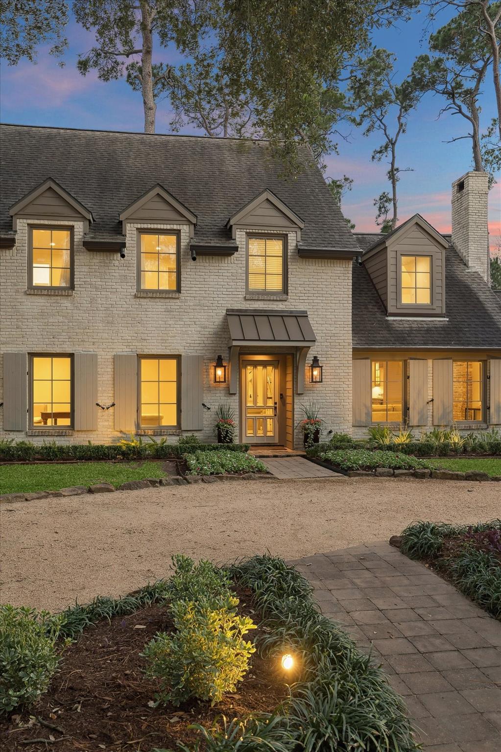 23 Hickory Ridge Drive