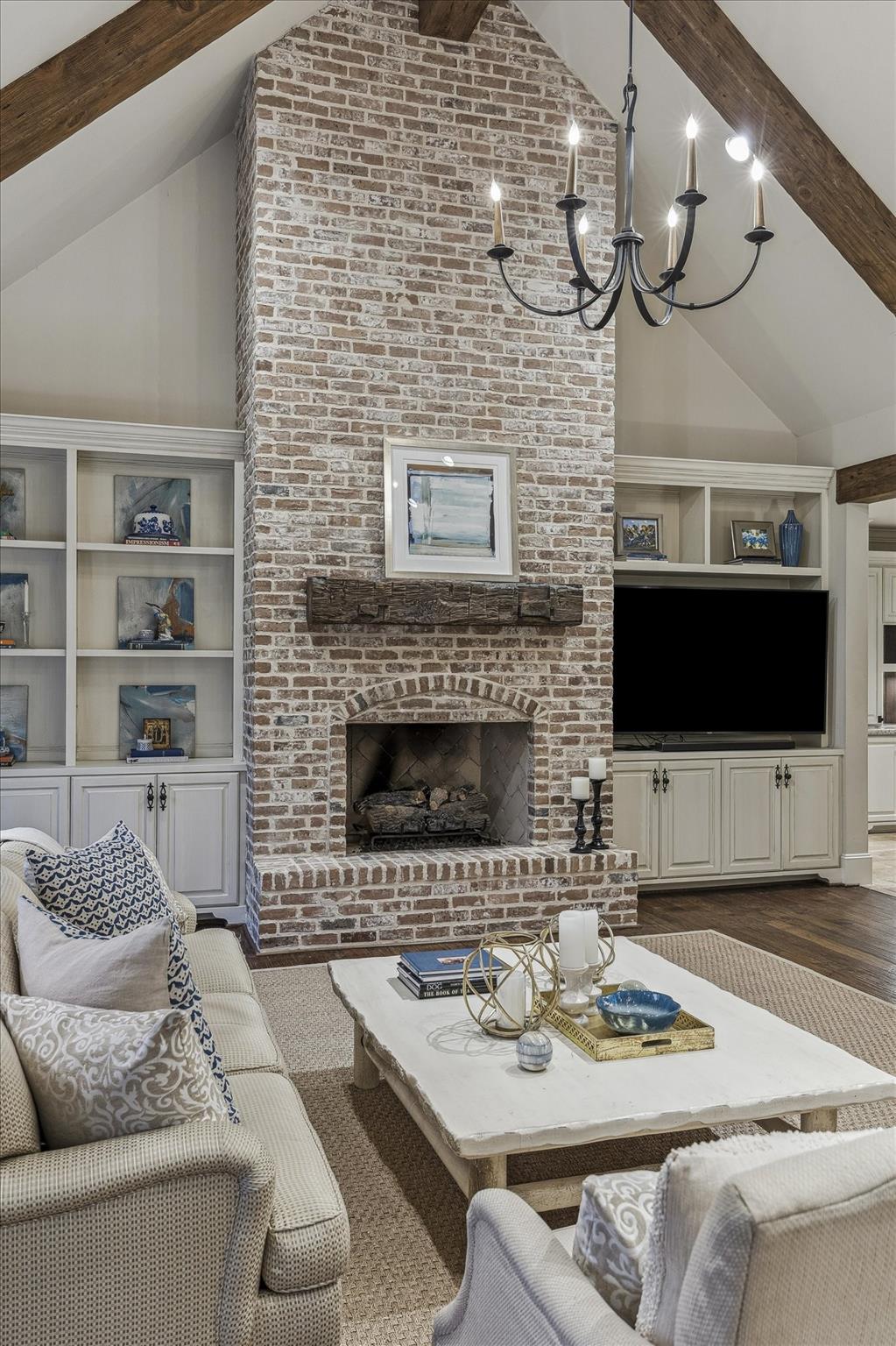 23 Hickory Ridge Drive