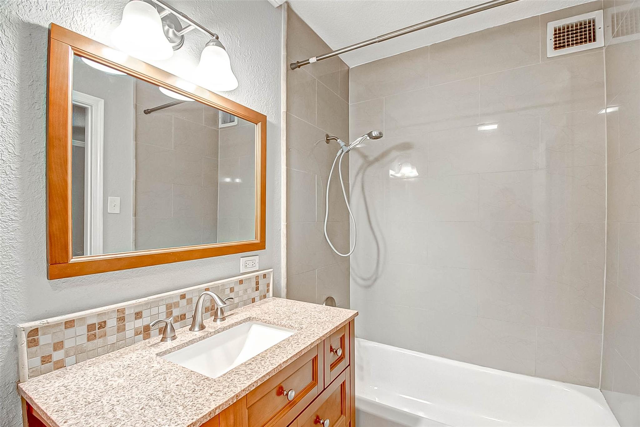 5151 Richmond Avenue # 115