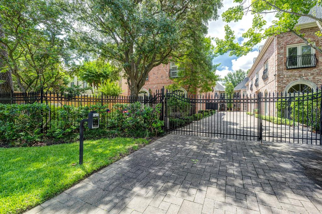 5145 Tangle Lane