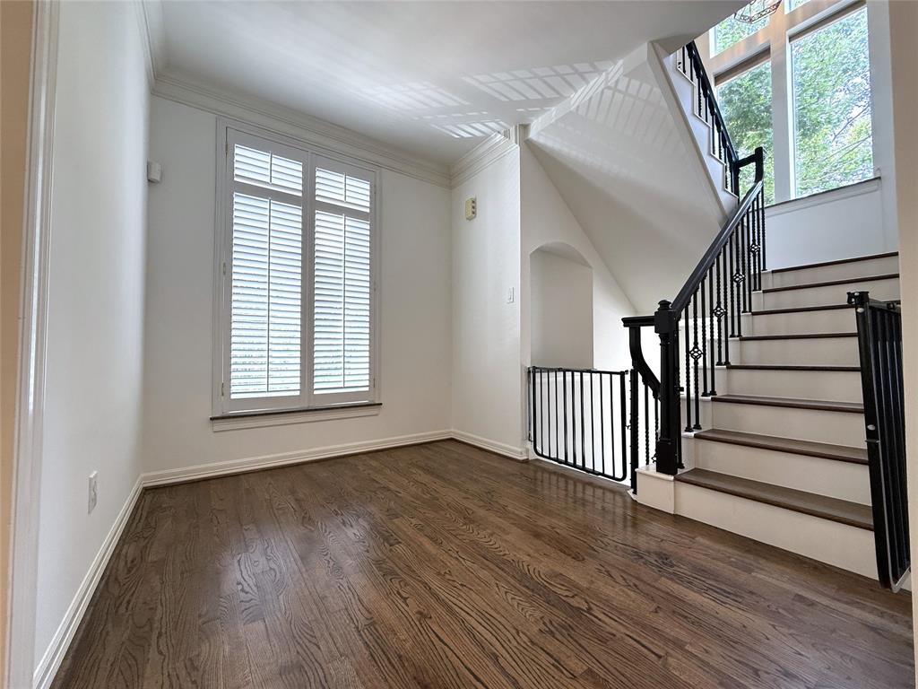 2422 Ralph Street