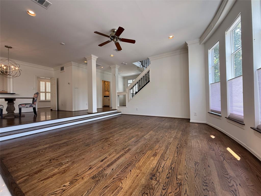 2422 Ralph Street