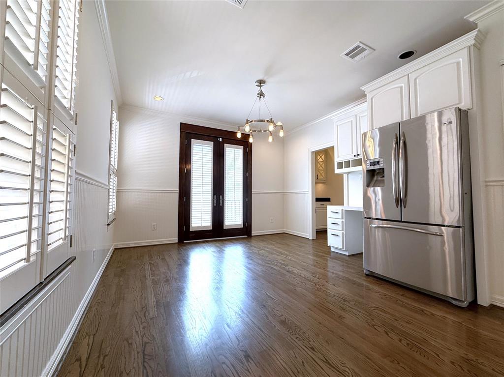 2422 Ralph Street