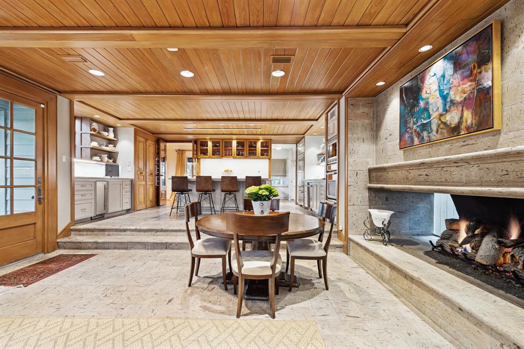 2716 Pemberton Drive