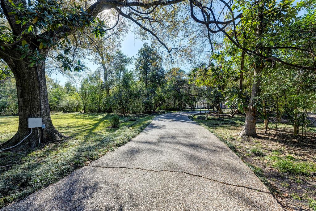 5 E Rivercrest Drive