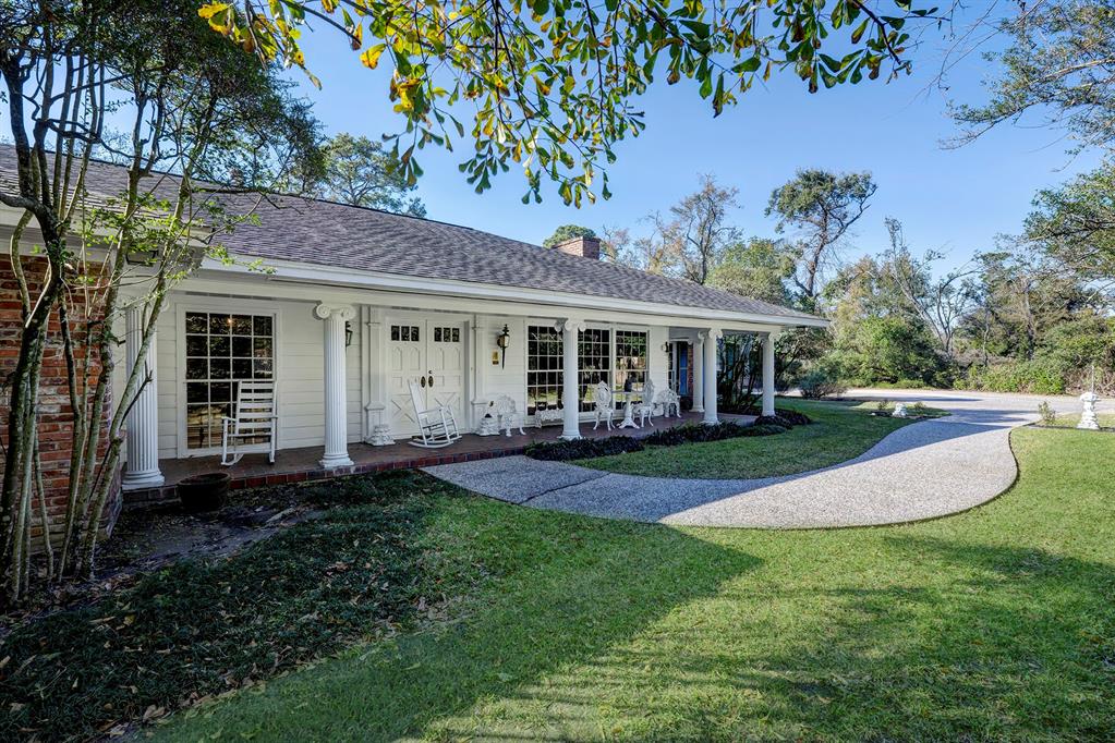 5 E Rivercrest Drive