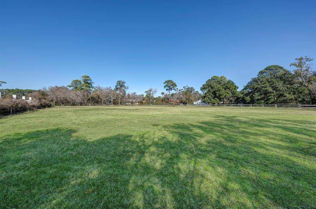 5 E Rivercrest Drive