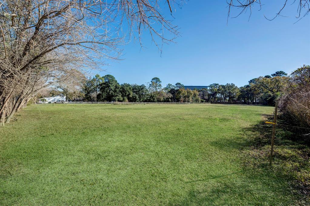 5 E Rivercrest Drive