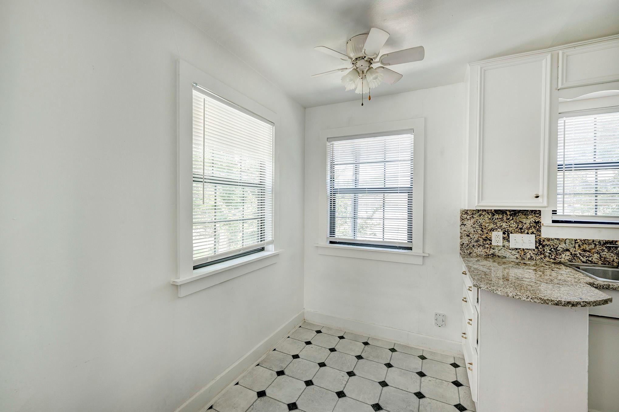 447 W 22nd Street