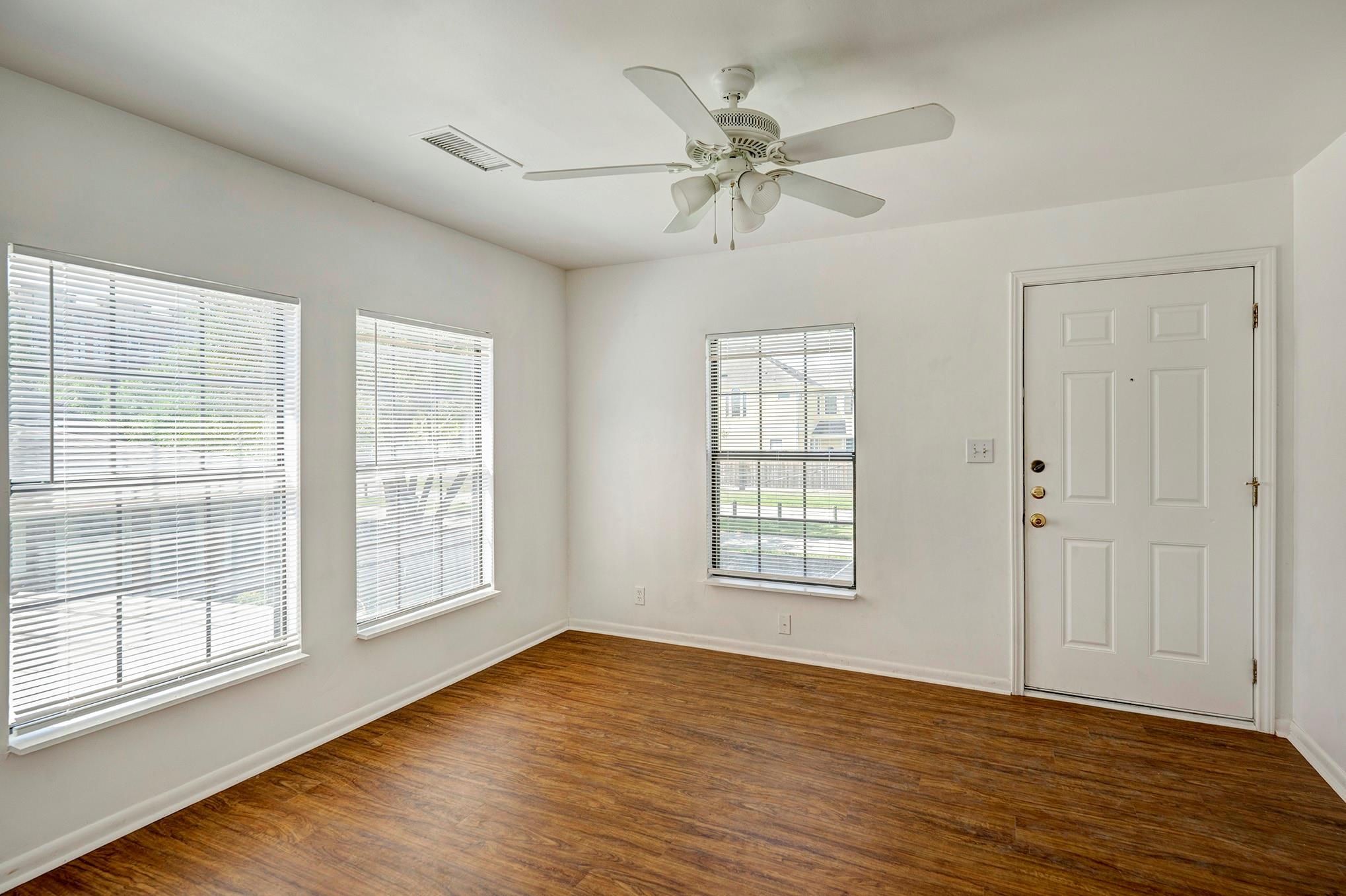 447 W 22nd Street