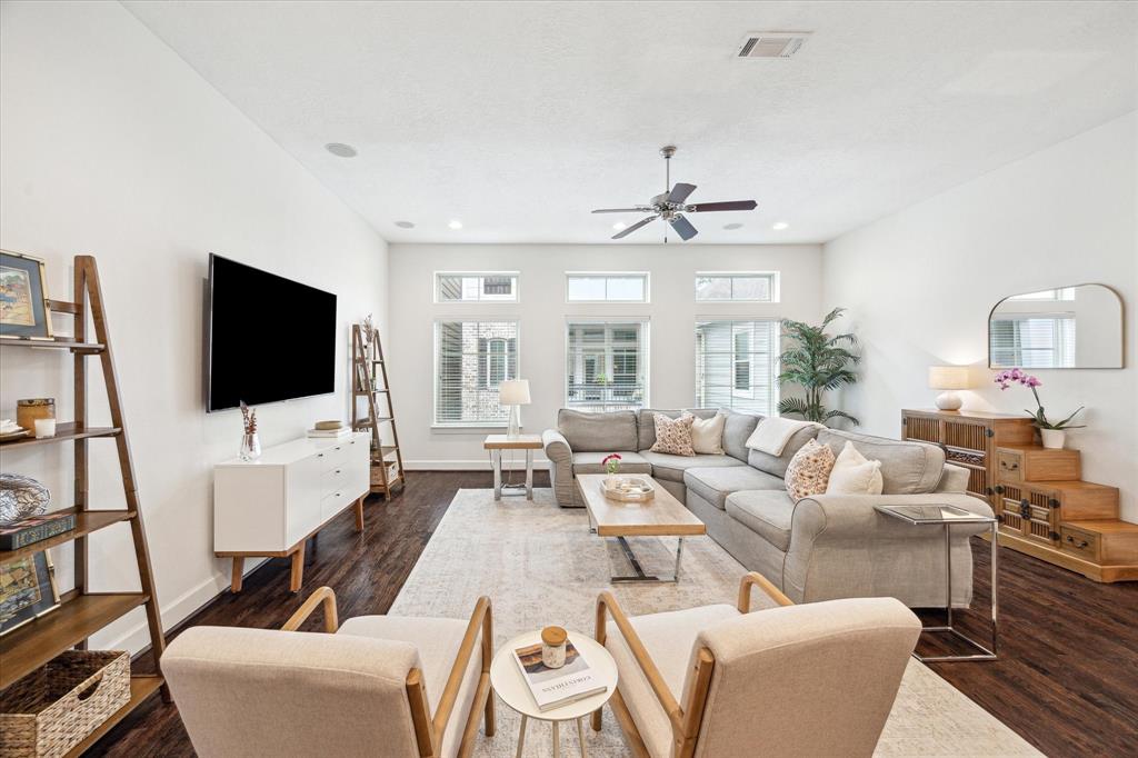 349 W 26th Street