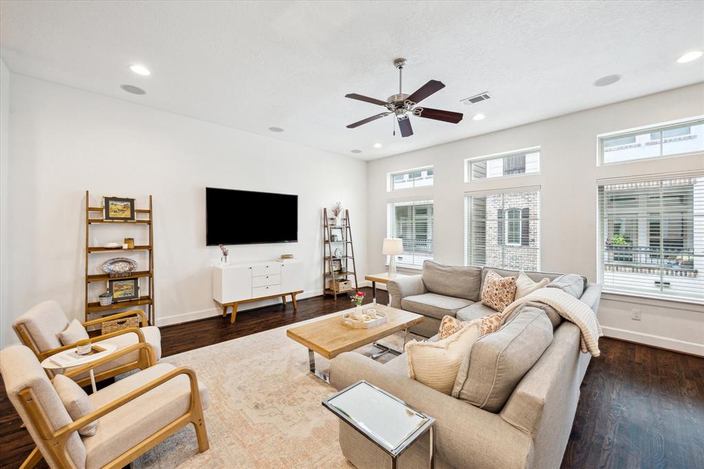 349 W 26th Street
