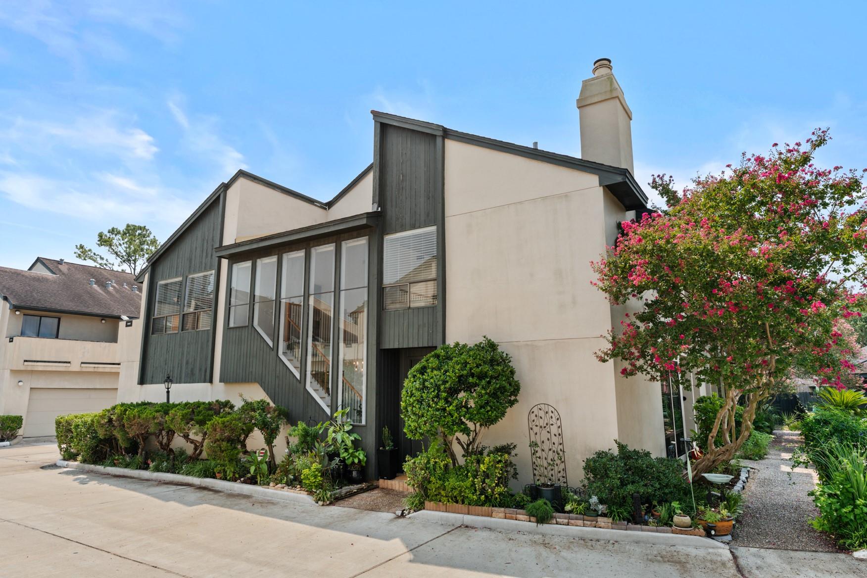 1112 Bering Drive # 62