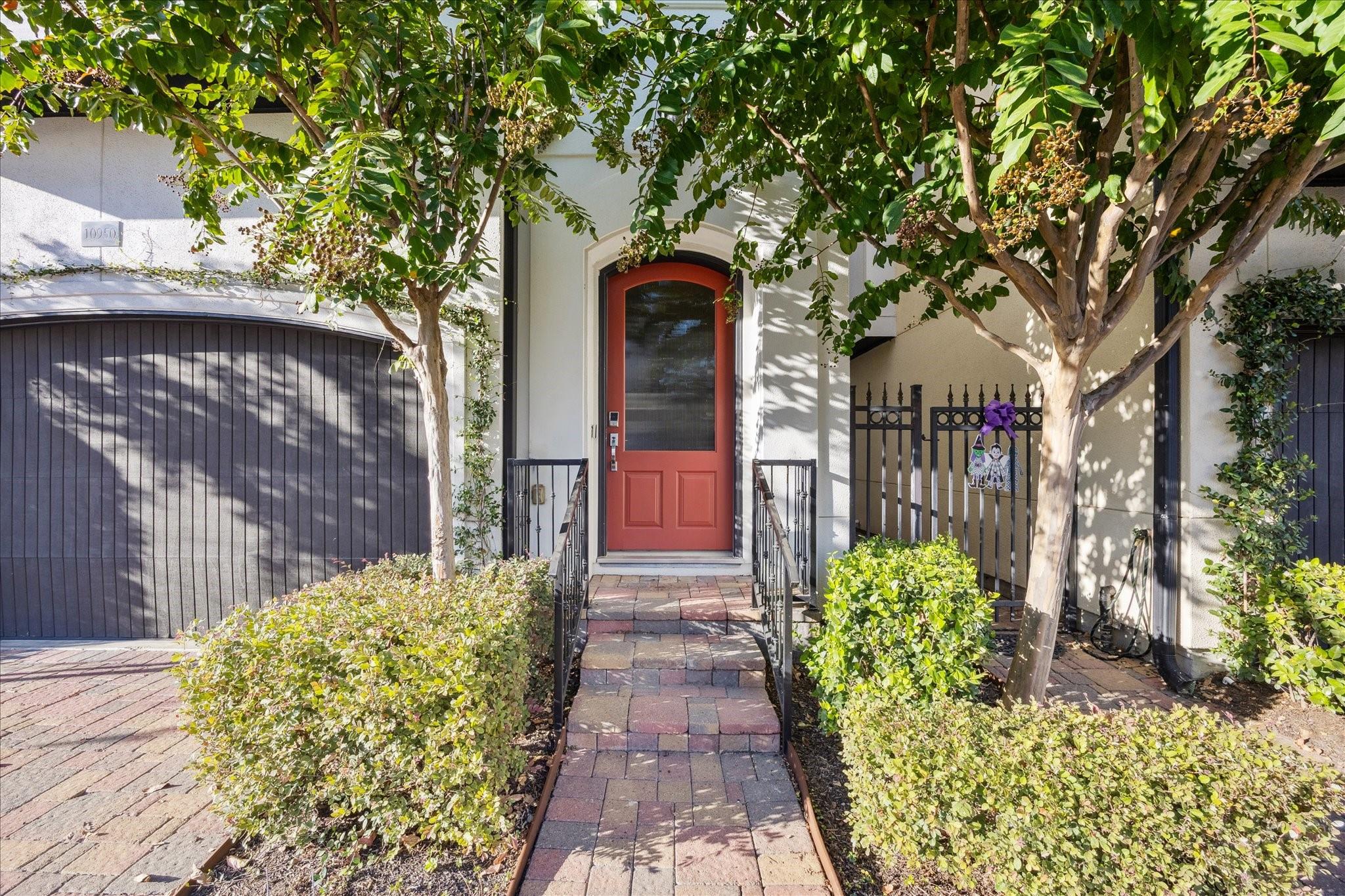 10950 Wrenwood Green