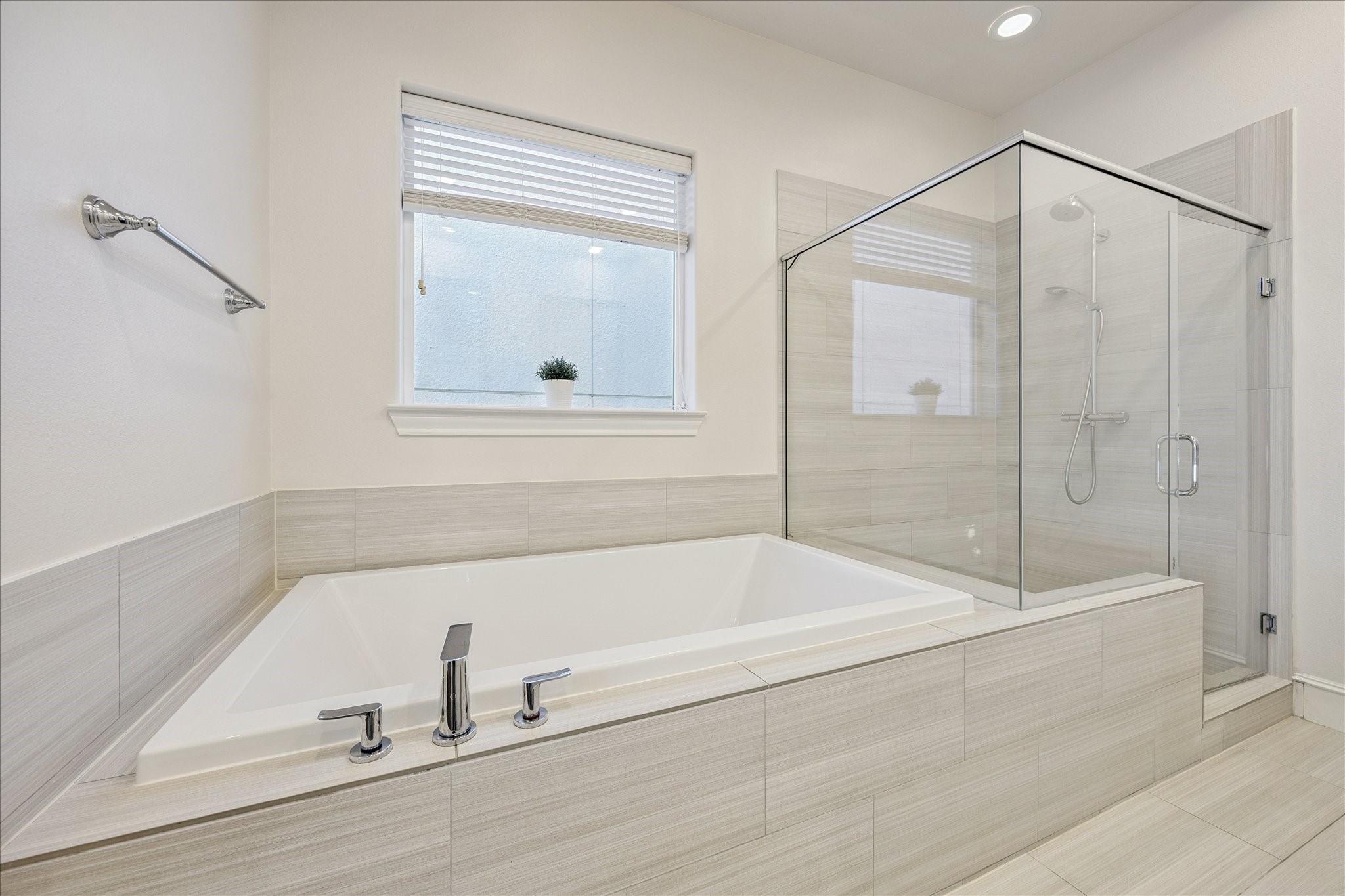 10950 Wrenwood Green