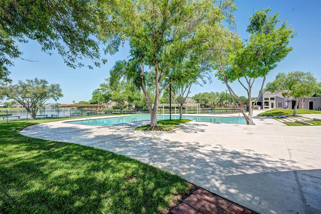 818 Sandpiper Drive