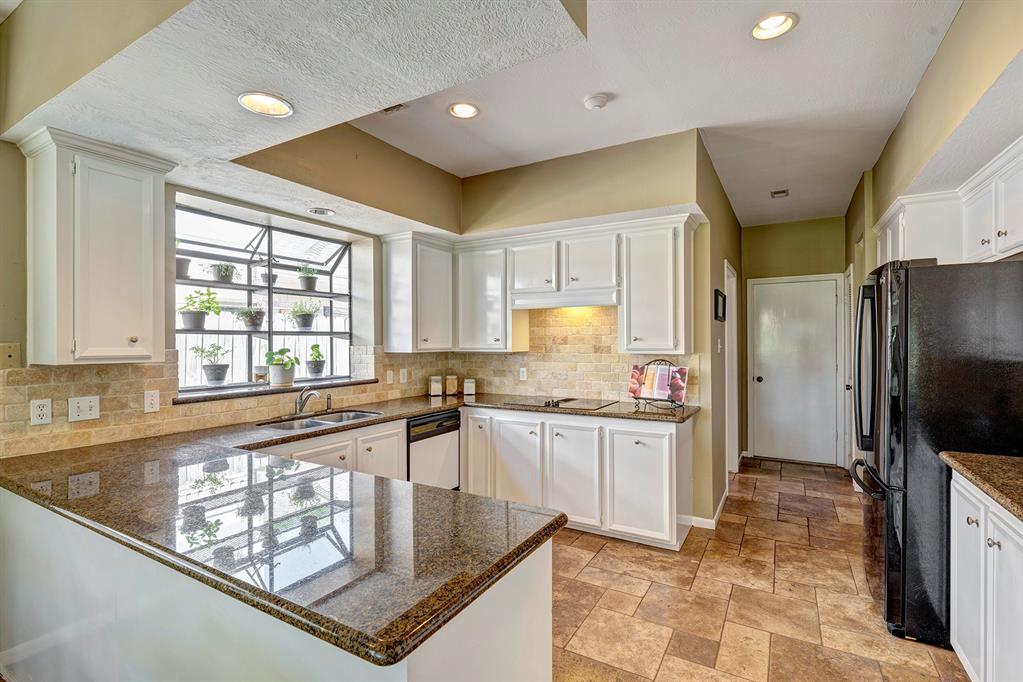 818 Sandpiper Drive