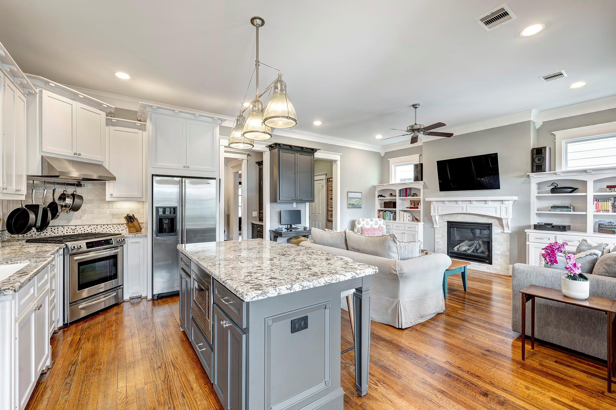 310 W 17th Street