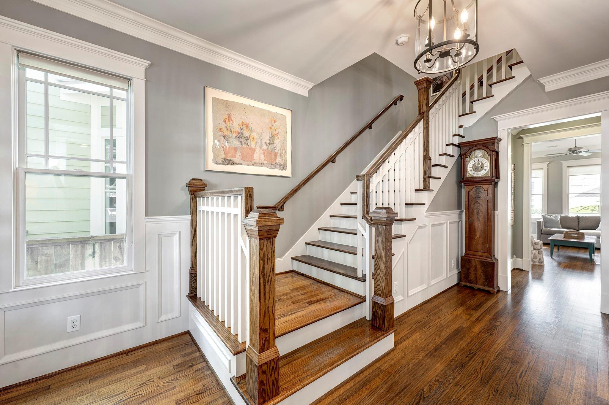 310 W 17th Street