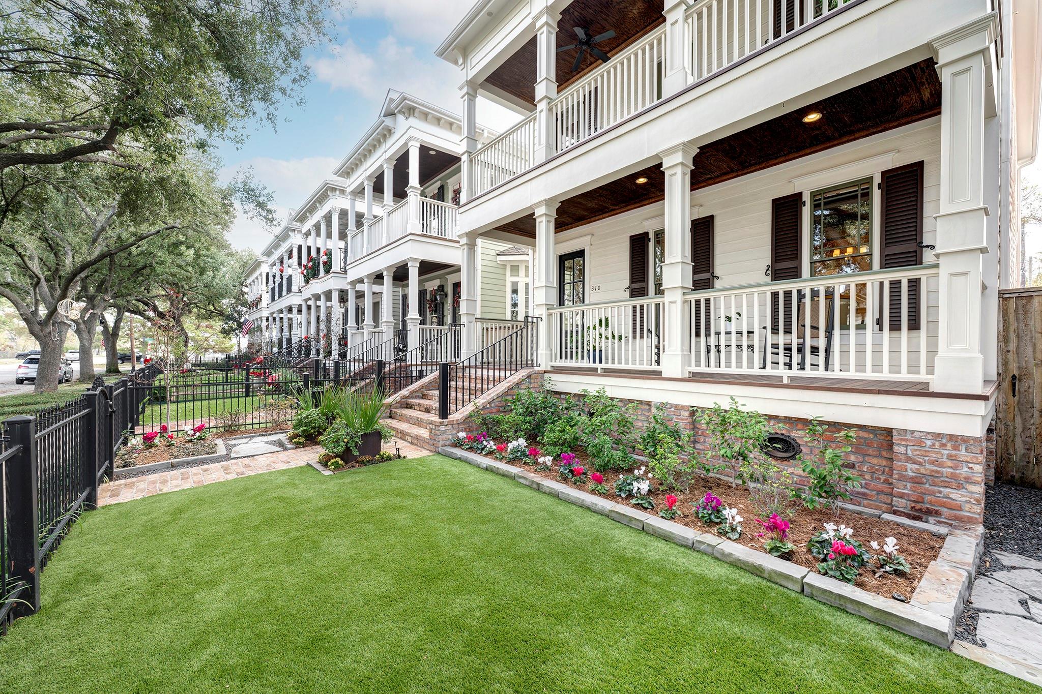 310 W 17th Street