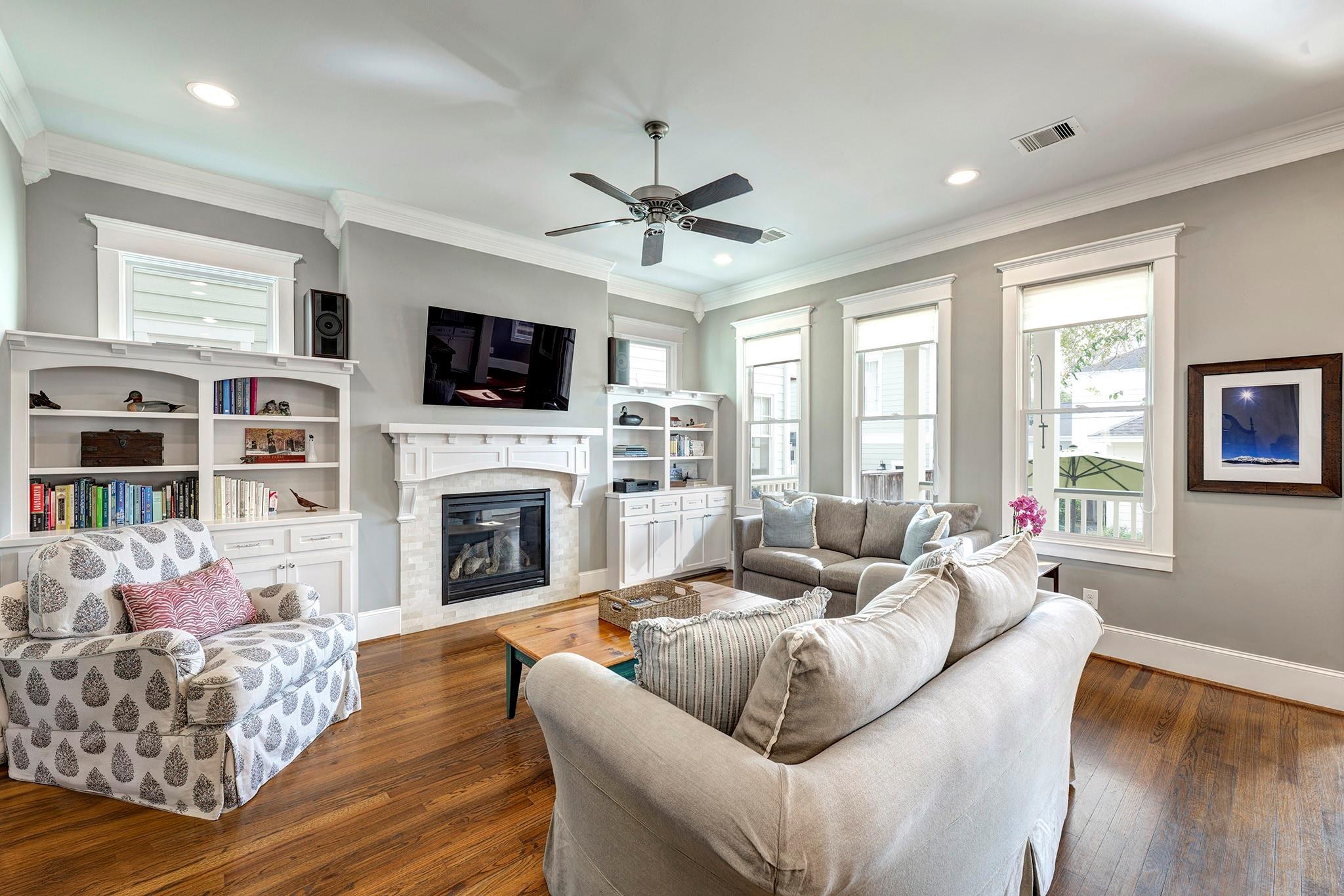 310 W 17th Street