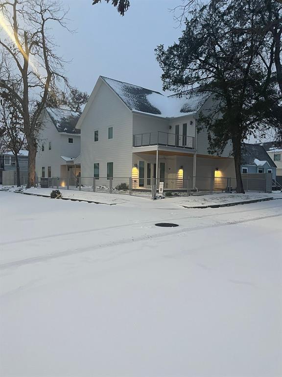 2617 Columbia Street