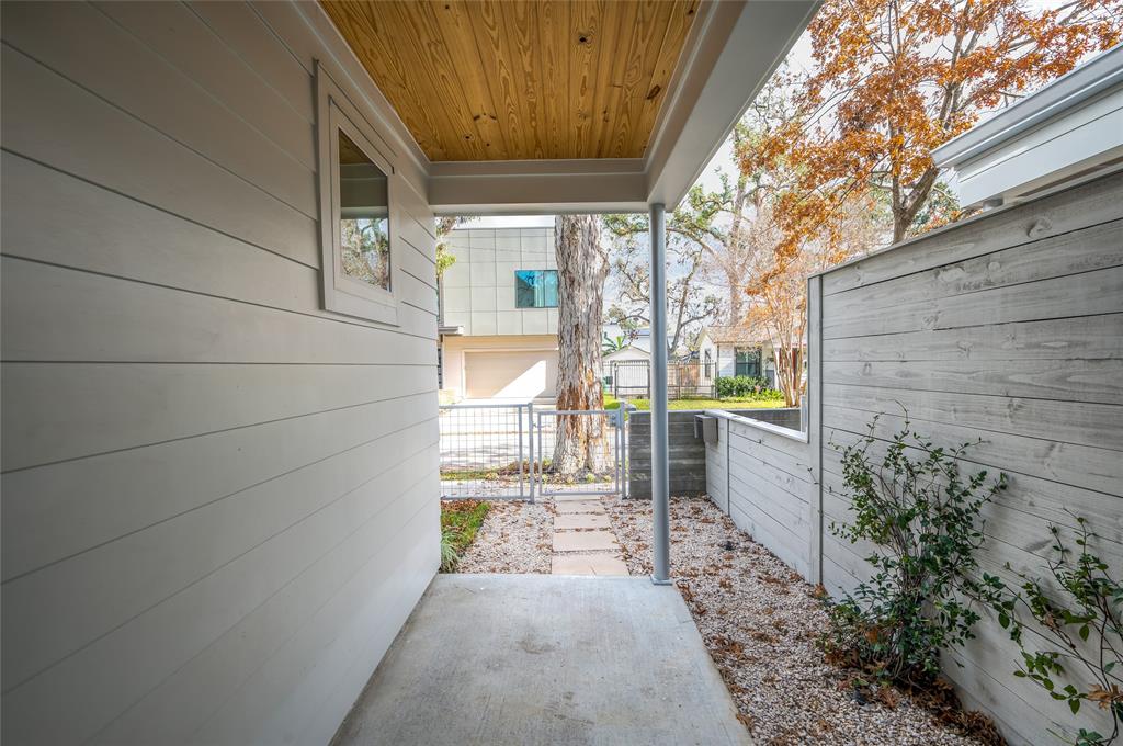 2617 Columbia Street