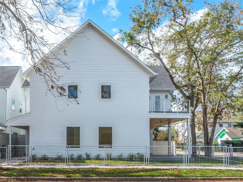 2617 Columbia Street