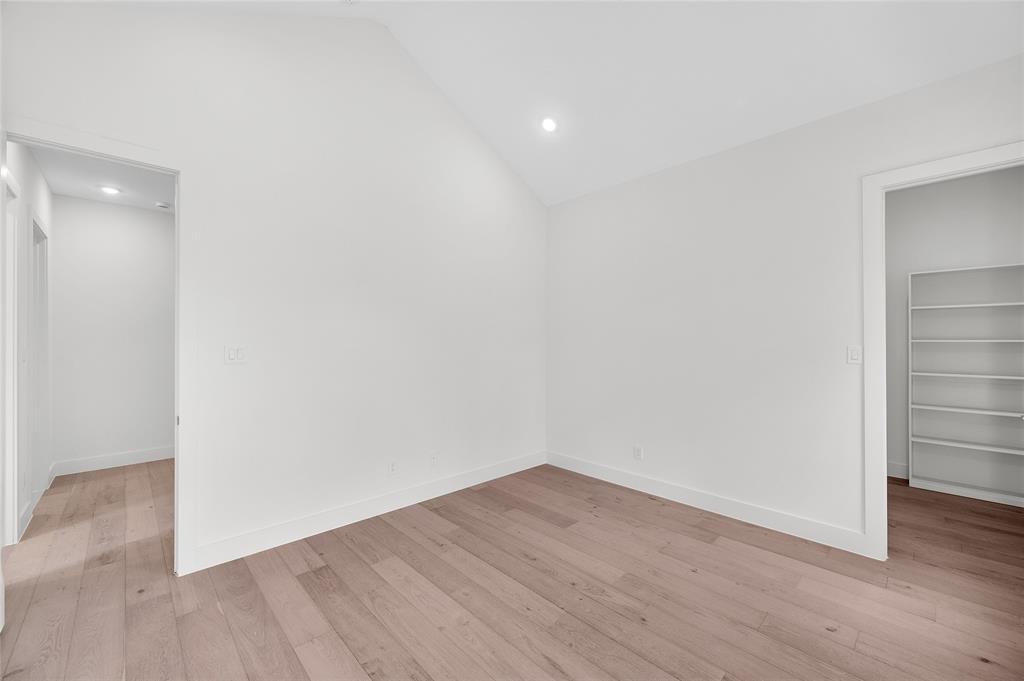 2617 Columbia Street