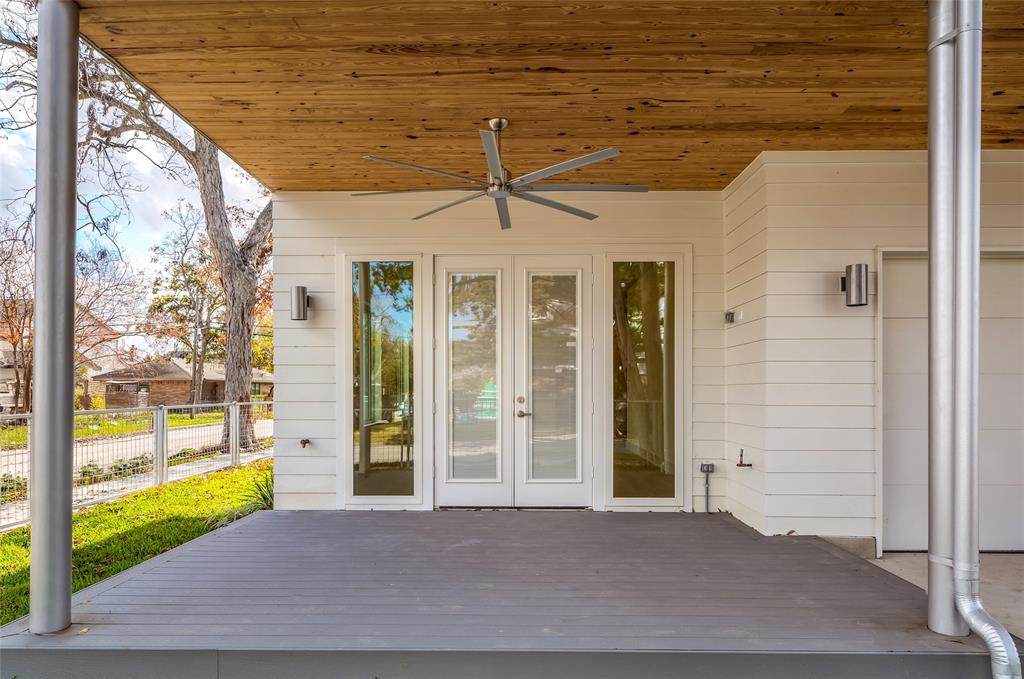 2617 Columbia Street