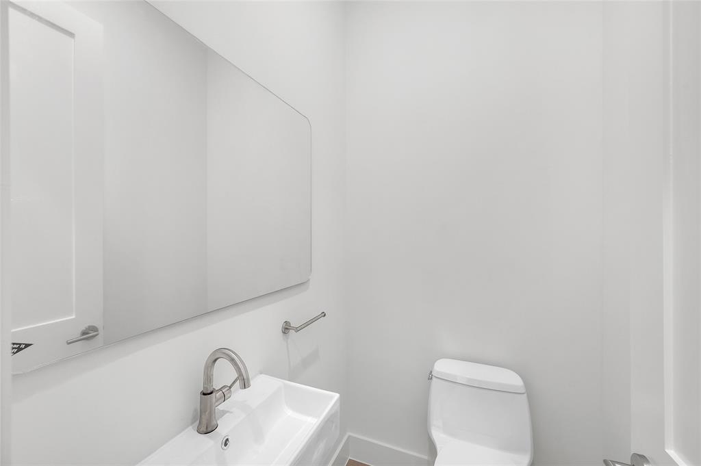 2617 Columbia Street