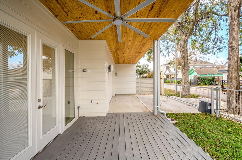 2617 Columbia Street