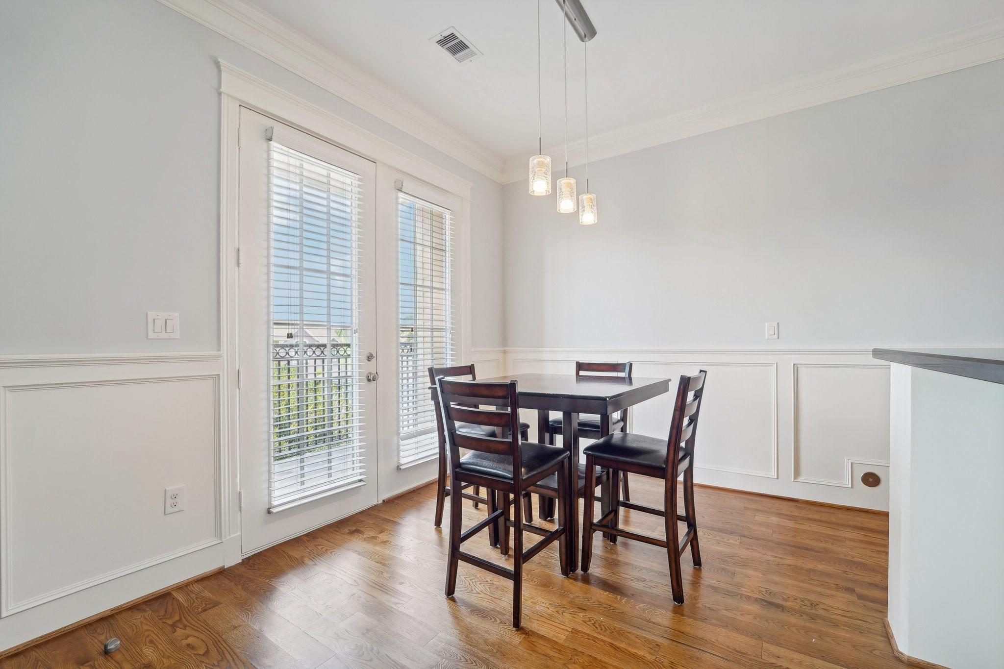 2802 Morrison Street # 203