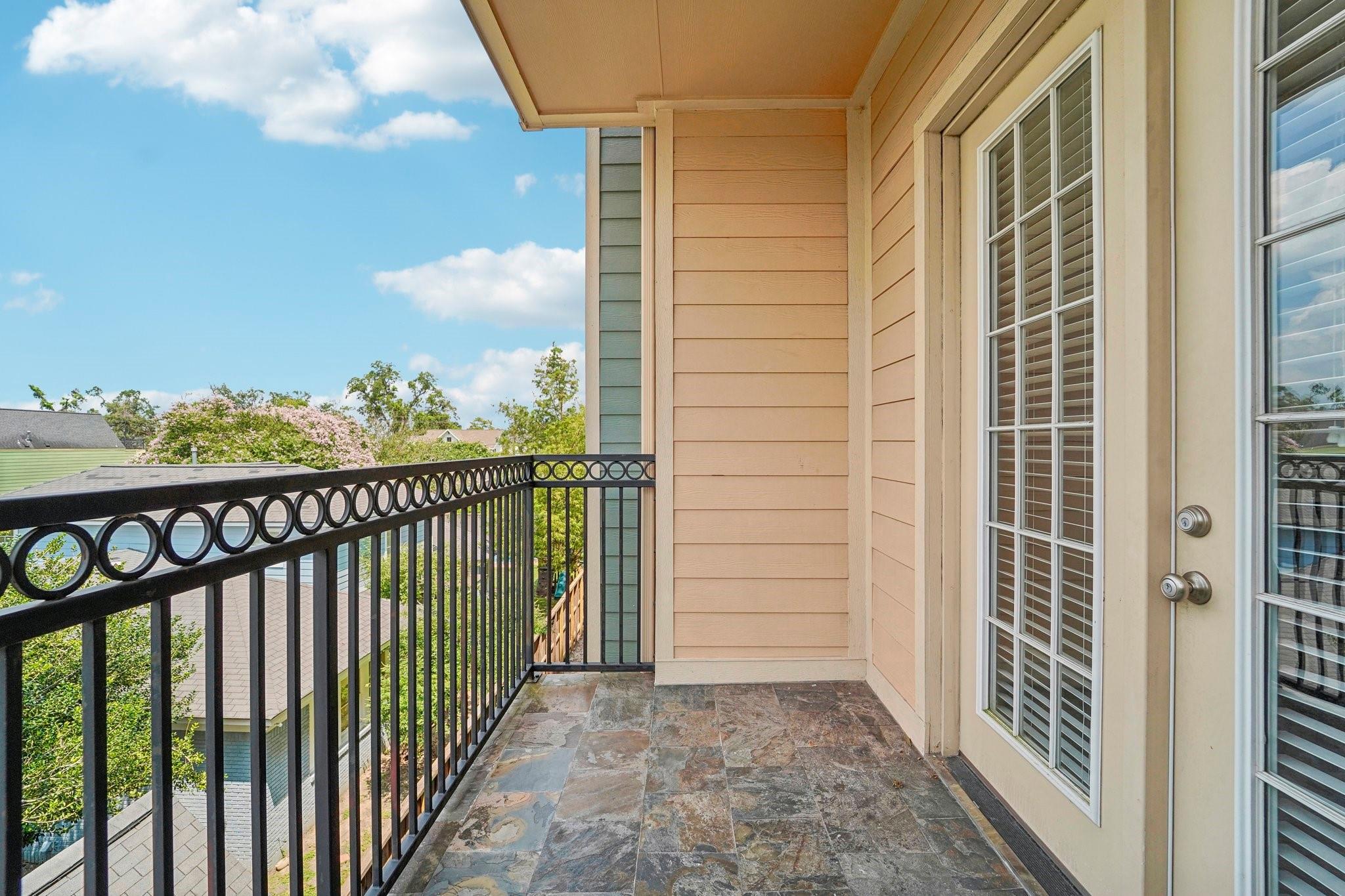 2802 Morrison Street # 203