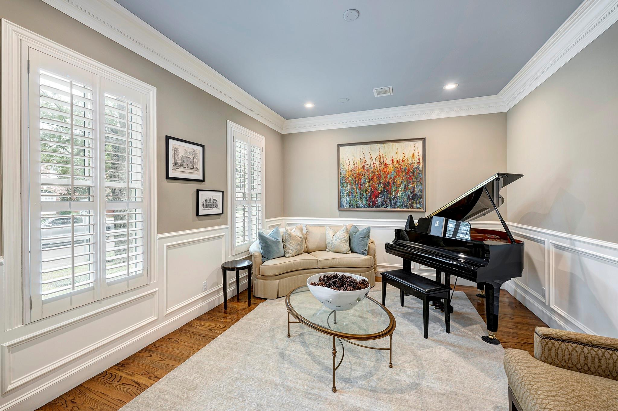 2925 Nottingham Street