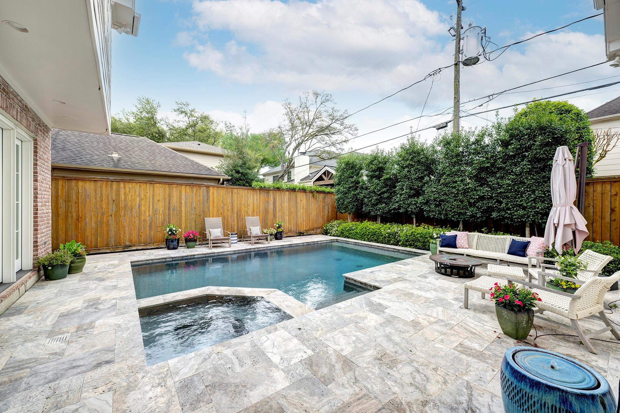 2925 Nottingham Street