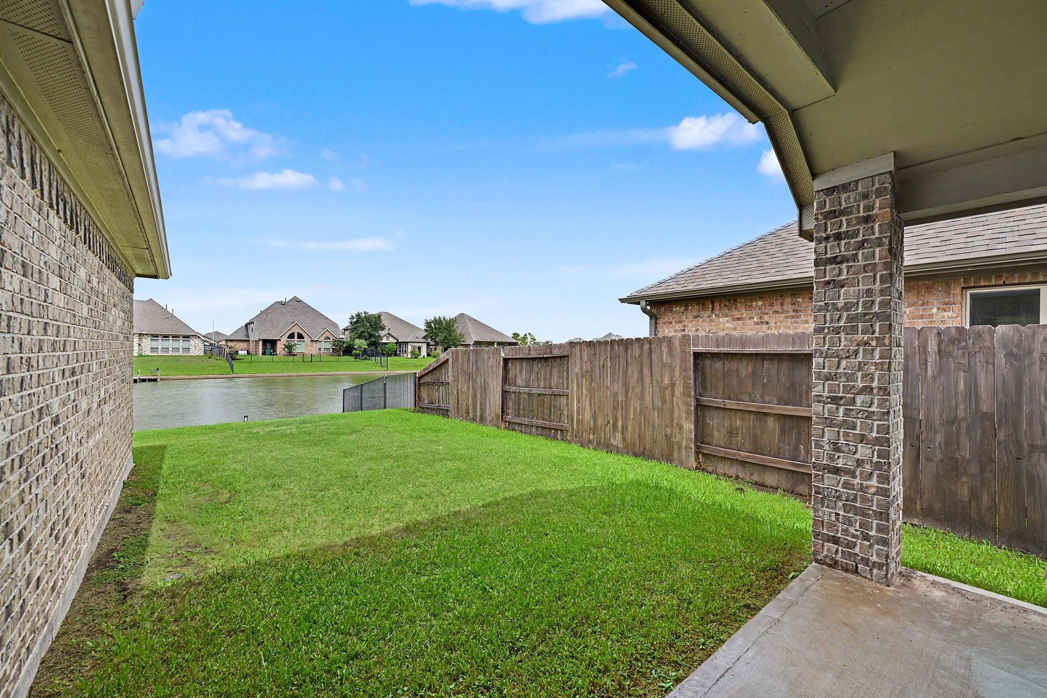 2735 Broad Reach Road