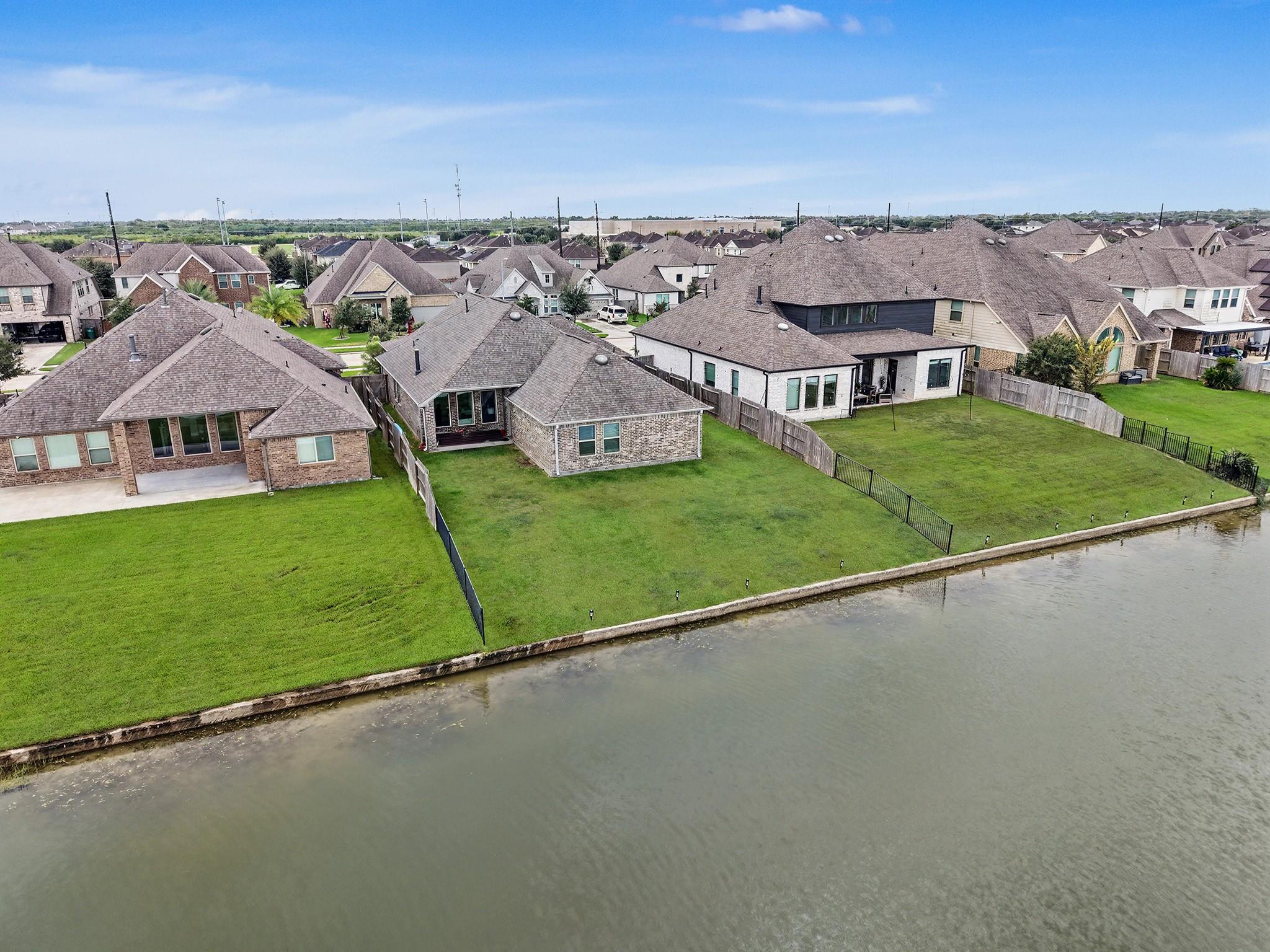 2735 Broad Reach Road
