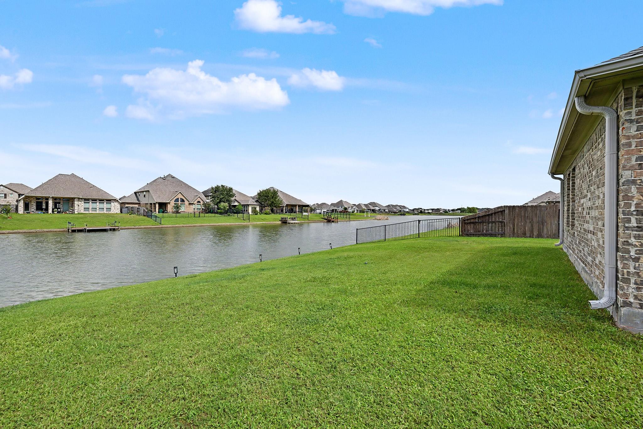2735 Broad Reach Road