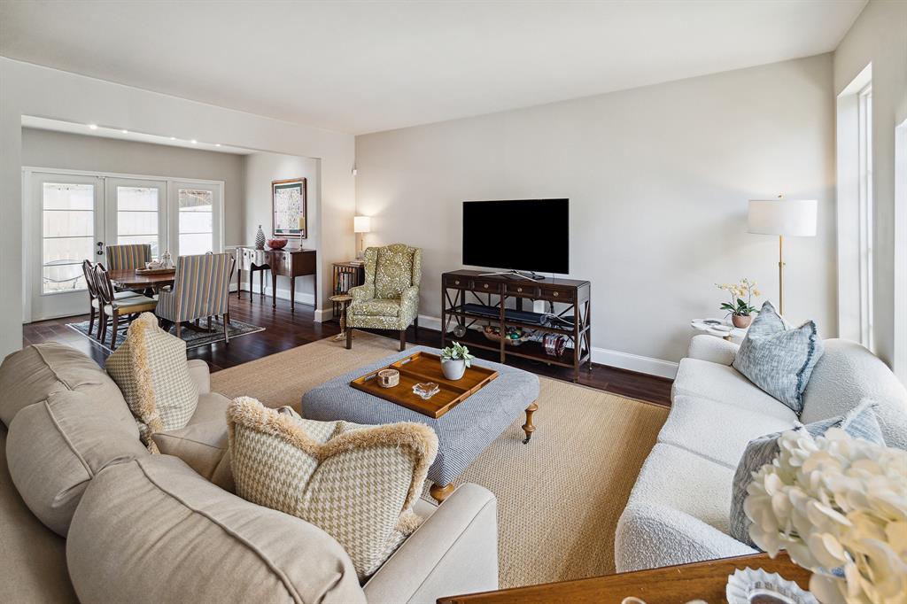 1140 Fountain View Drive # 199