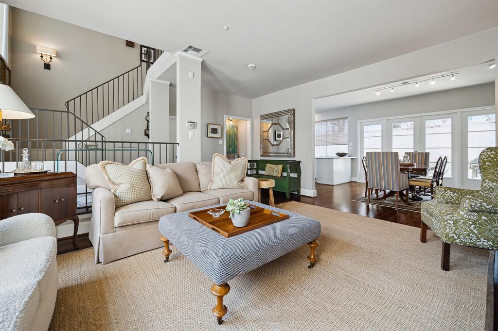 1140 Fountain View Drive # 199